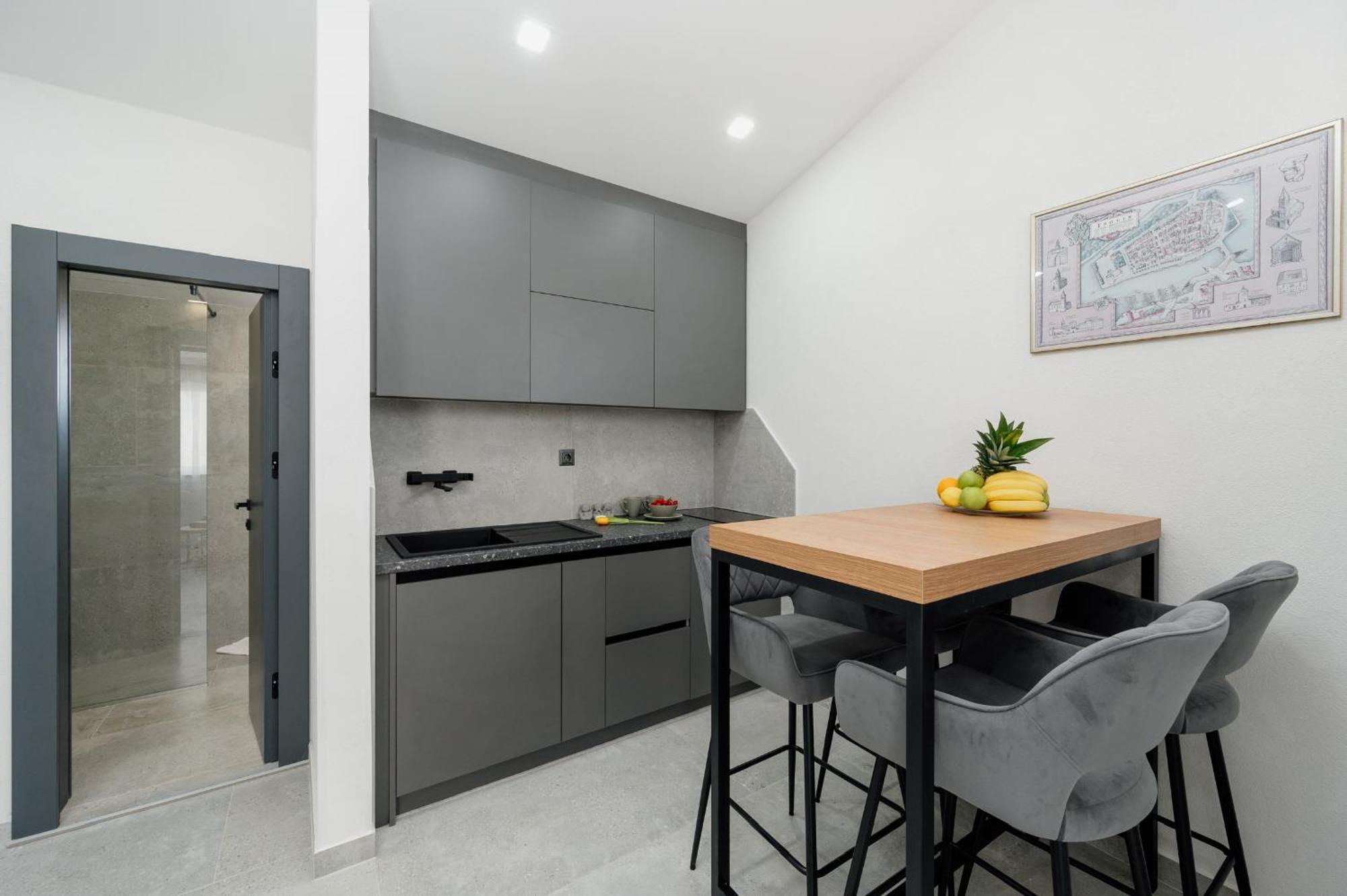 Apartments Kudelik Trogir Zewnętrze zdjęcie